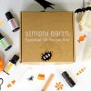 Happy October from Simply Earth!  Get the October Essential Oils Recipe Box